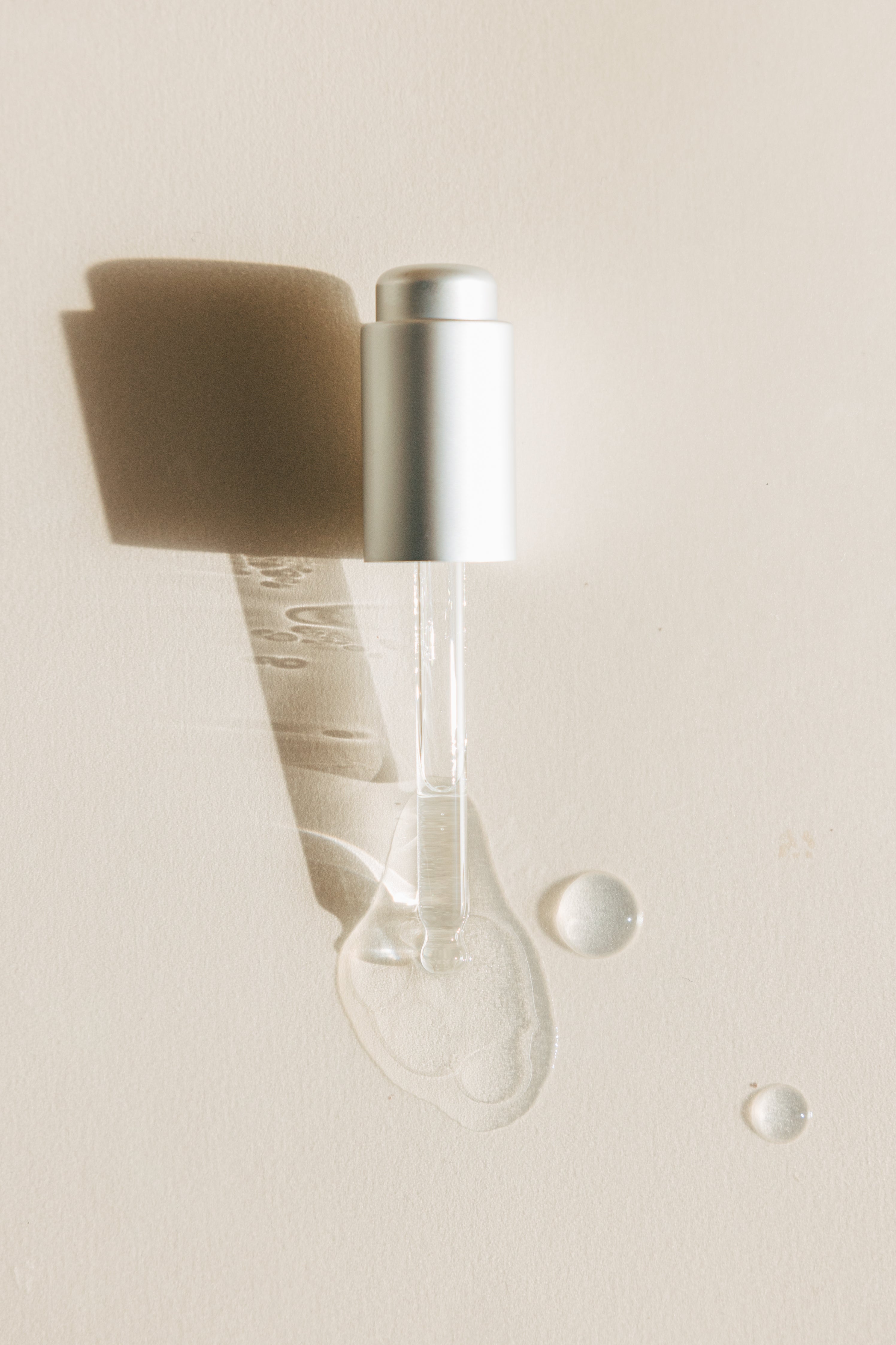 Zenicure REJUVENATING FACIAL OIL dropper