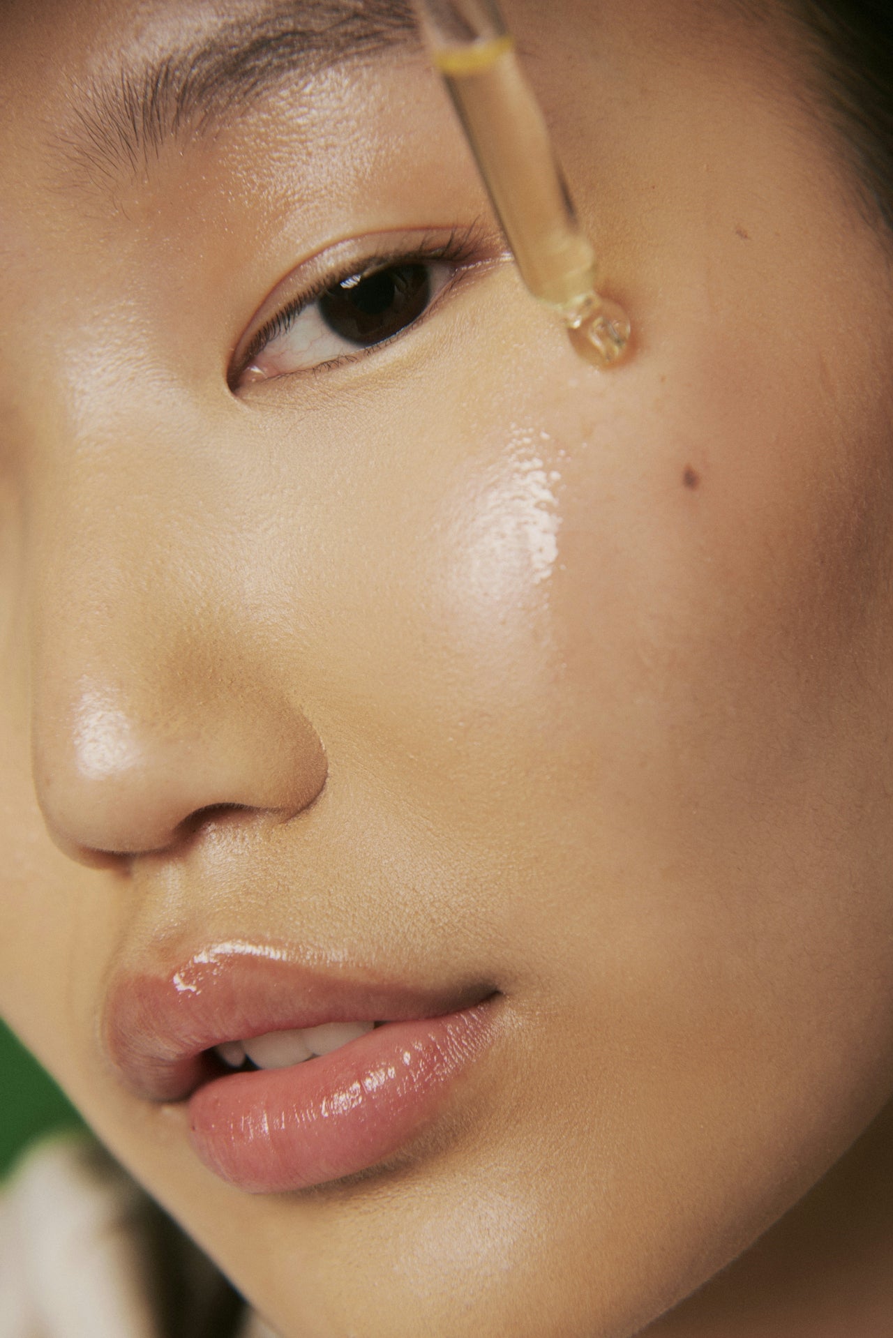 Niacinamide: The Skincare Hero You Didn’t Know You Needed